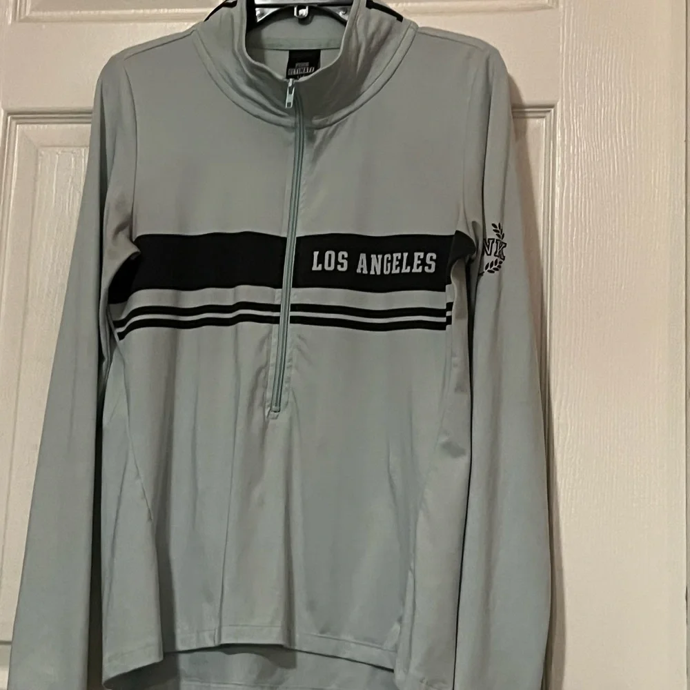 PINK long sleeve top size large - Picture 5 of 6